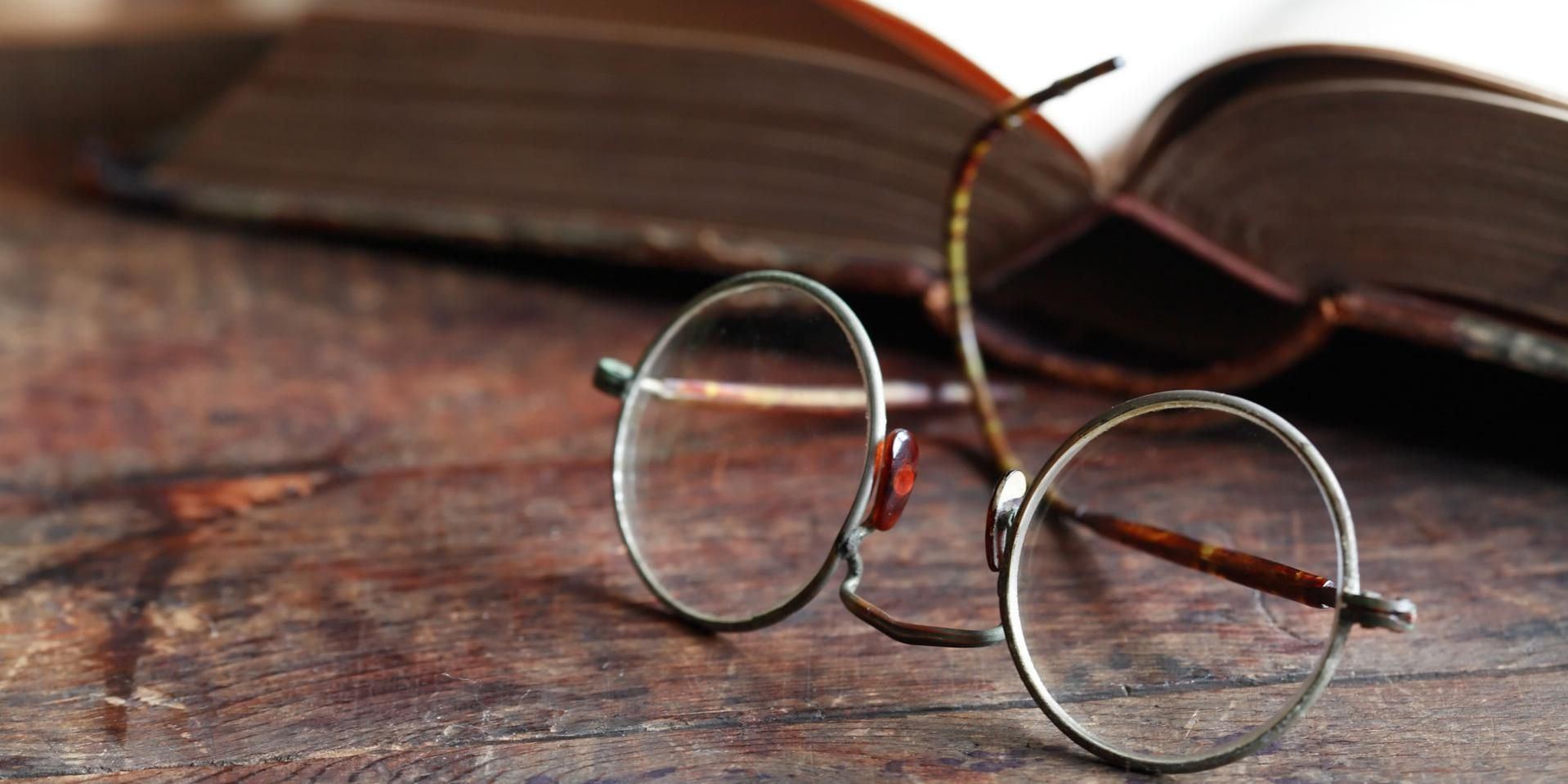 Lévolution des lunettes : un voyage dans le temps